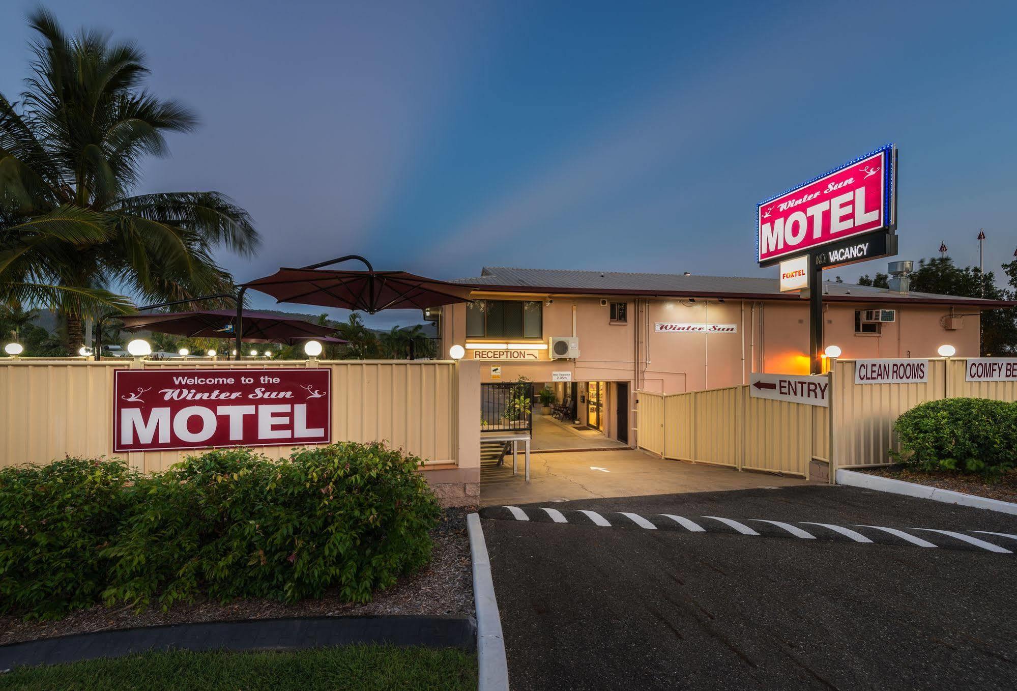 روكهامبتون Winter Sun Motel المظهر الخارجي الصورة